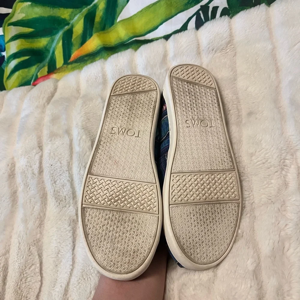 Toms Kids 3 Cobalt Tribal Boho Summer Fall School Canvas Slip On Casual Shoes